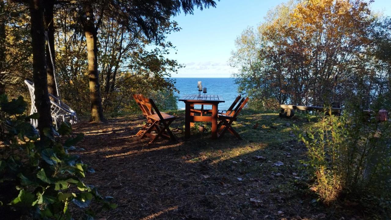 Mereaeaere Glamping Ja Rannamaja Liimala Exterior photo