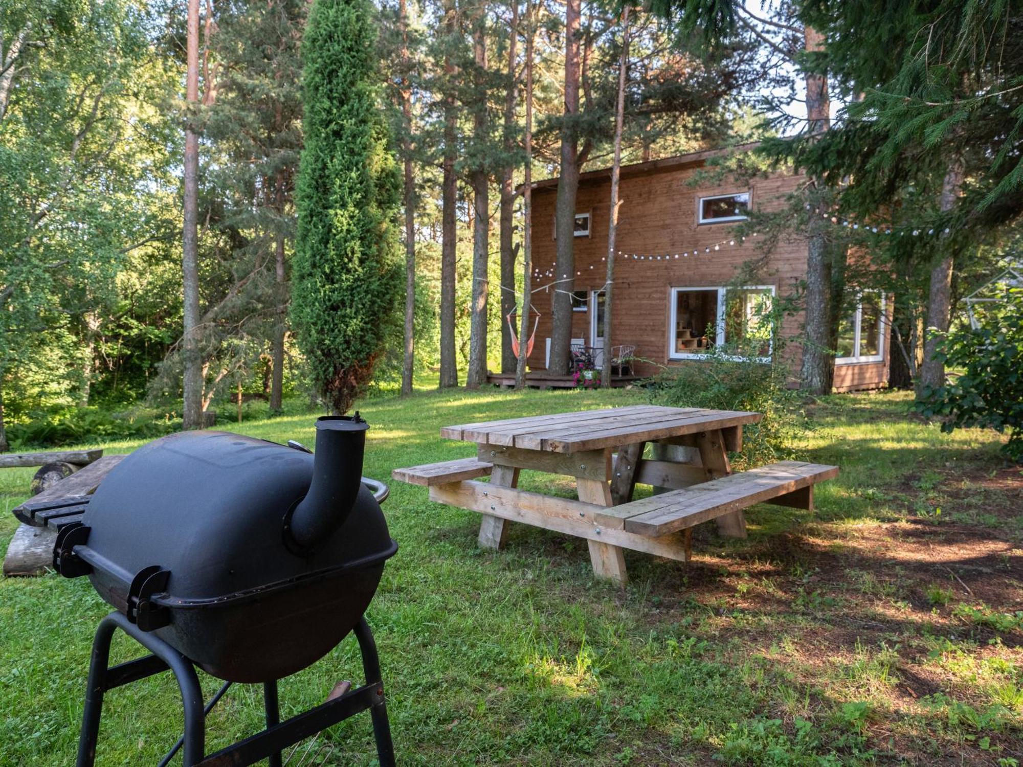 Mereaeaere Glamping Ja Rannamaja Liimala Exterior photo
