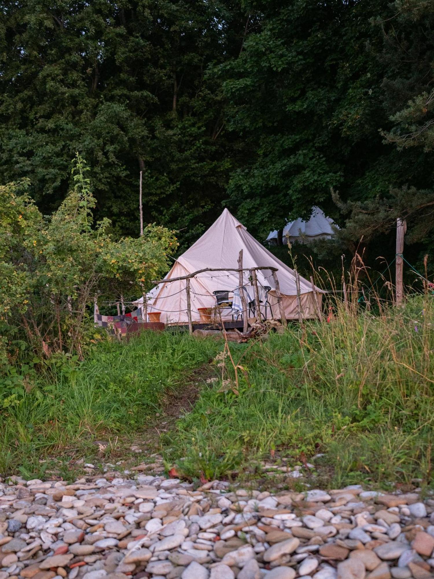Mereaeaere Glamping Ja Rannamaja Liimala Exterior photo
