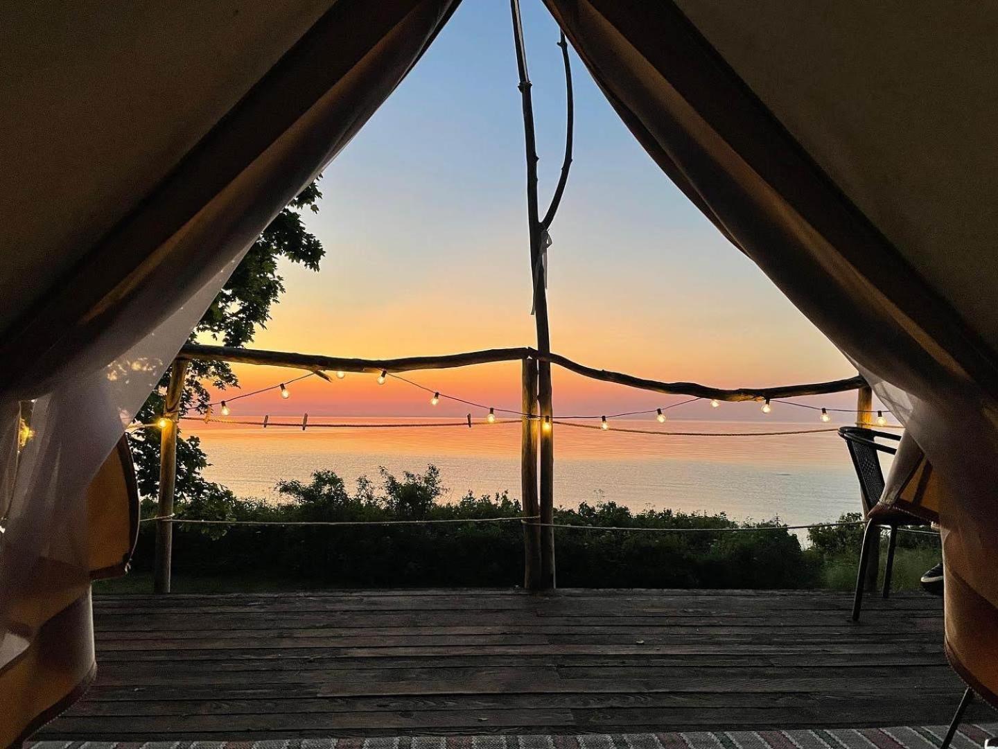 Mereaeaere Glamping Ja Rannamaja Liimala Exterior photo
